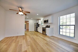 4033 Gilbert Ave in Dallas, TX - Foto de edificio - Building Photo