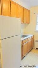 31 Parkwood St-Unit -Apt 4 in Albany, NY - Building Photo - Building Photo