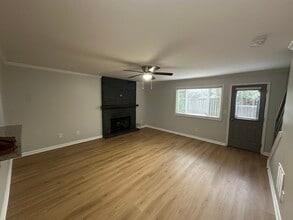 889 Regal Path Lane in Decatur, GA - Building Photo - Building Photo