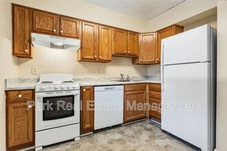 6 Shepherd Ln in Chapel Hill, NC - Building Photo - Building Photo