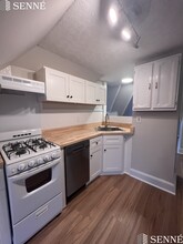 72 College Ave, Unit 3 in Somerville, MA - Building Photo - Building Photo