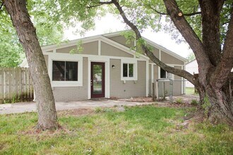 3107 Pawnee Dr in Indianapolis, IN - Building Photo - Building Photo