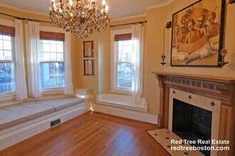 108 Walnut St in Newton, MA - Foto de edificio - Building Photo