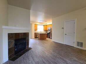 2781 SE NICKLAUS Ct in Hillsboro, OR - Building Photo - Building Photo