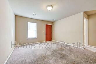 717 S Locust St in Guthrie, OK - Building Photo - Building Photo