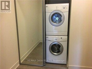 30 Roehampton Ave in Toronto, ON - Building Photo - Building Photo