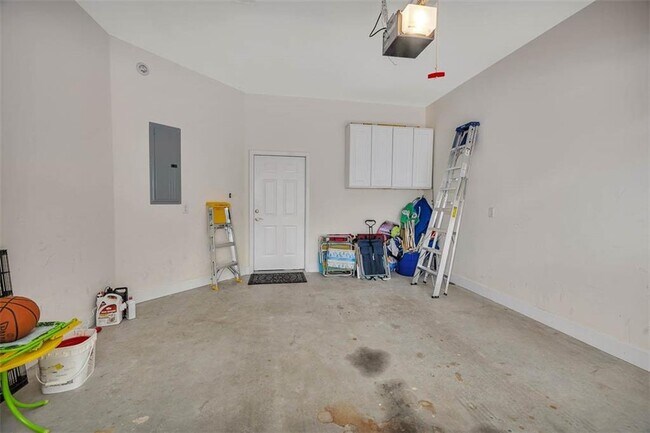 4 Palm Villas Ct in St. Simons Island, GA - Building Photo - Building Photo