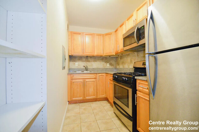28 Juniper St, Unit 78 in Brookline, MA - Building Photo - Building Photo