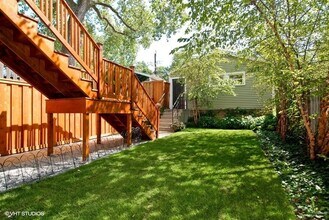 1729 N Wood St in Chicago, IL - Building Photo - Building Photo