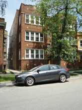 1510 E 73rd St in Chicago, IL - Building Photo - Interior Photo