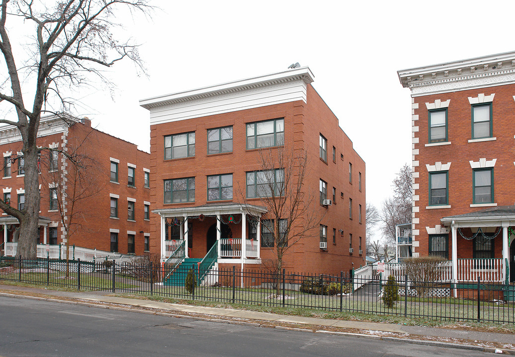 184-186 Homestead Ave in Hartford, CT - Building Photo