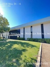 2218 Bell St, Unit 6 in Harlingen, TX - Foto de edificio - Building Photo