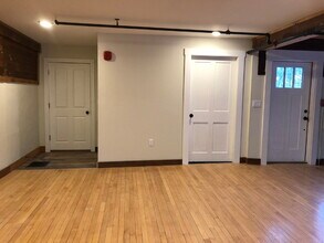 13 Tavern Wy in Durham, NH - Building Photo - Building Photo