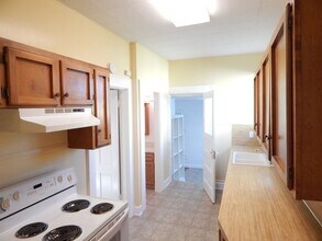 645 19th St SE in Salem, OR - Building Photo - Building Photo