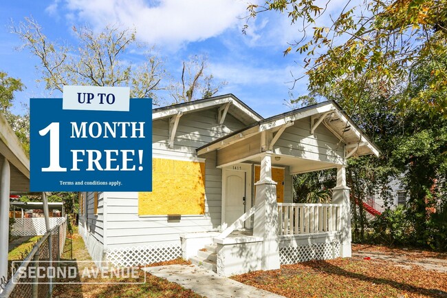 property at 1417 W 6th St