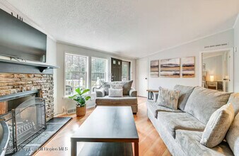 264 Bloomer Rd in Tannersville, NY - Building Photo - Building Photo