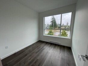 16633-16624 105 in Surrey, BC - Building Photo - Building Photo