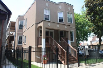 1658 N Harding Ave in Chicago, IL - Building Photo - Building Photo