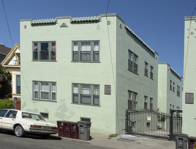 1629-1635 5th Ave in Oakland, CA - Foto de edificio - Building Photo