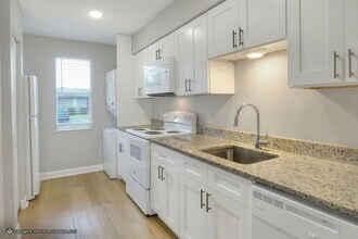 2230 Zinfandel Ln in Eagle Lake, FL - Building Photo - Building Photo