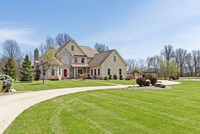 100 Bermuda Dr in Johnstown, OH - Building Photo - Building Photo