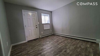 364 Huntington Ave-Unit -LL in Bronx, NY - Building Photo - Building Photo