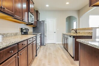 580 Smoky Mountains Dr in Gallatin, TN - Foto de edificio - Building Photo