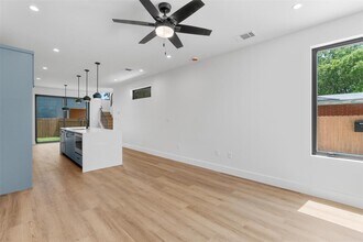 1402 Beckett St in Austin, TX - Building Photo - Building Photo