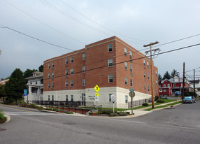 Monterey House Apartments