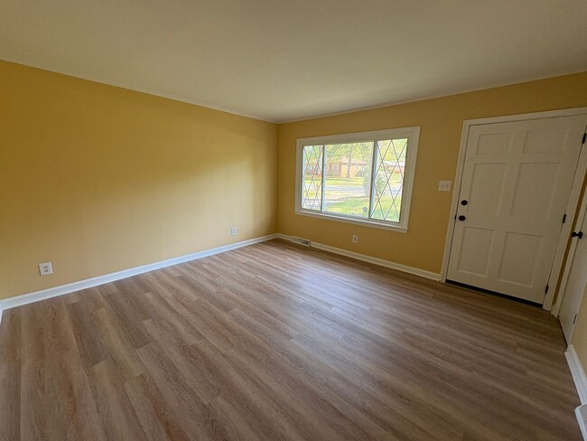 800 Carrington Dr in Charlotte, NC - Building Photo - Building Photo