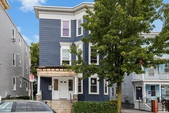 426 Bowdoin St in Boston, MA - Building Photo - Building Photo