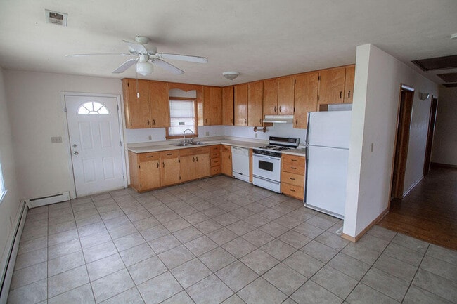 1303 E Smiley Ln in Columbia, MO - Building Photo - Building Photo