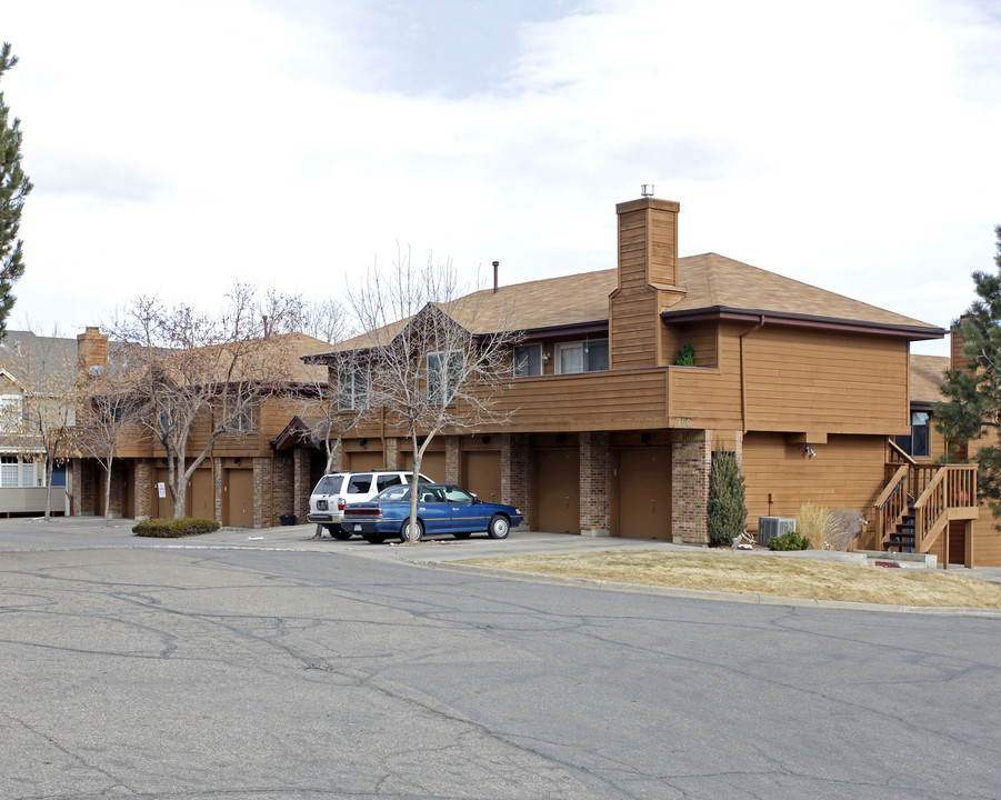 Summer Hill in Englewood, CO - Building Photo