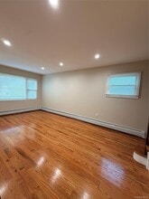 21 W Centennial Ave in Roosevelt, NY - Building Photo - Building Photo