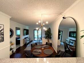 2907 NE 8th Ter, Unit 103 in Wilton Manors, FL - Building Photo - Building Photo