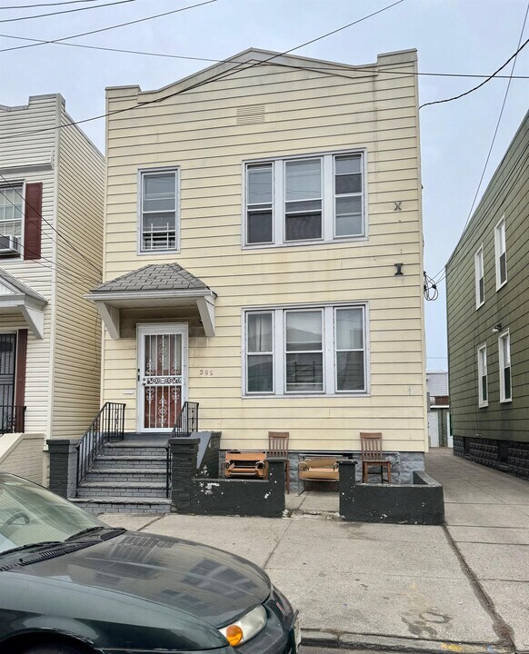 286 Boyd Ave in Jersey City, NJ - Building Photo