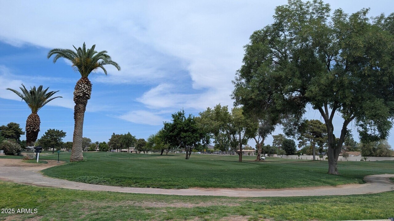 17213 N 49th Ave in Glendale, AZ - Building Photo