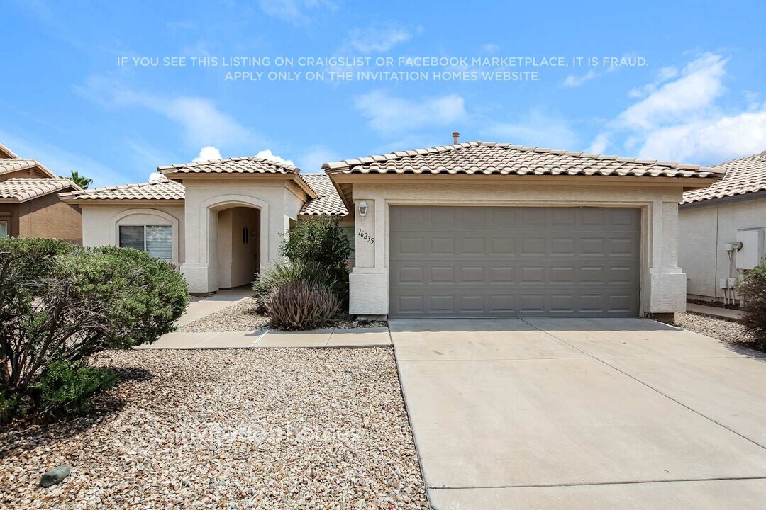 16235 W Tonto St in Goodyear, AZ - Building Photo