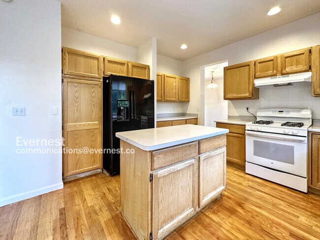 property at 5882 Orchard Creek Ln