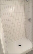 4530 Lafayette Avenue, Unit #4 in Cincinnati, OH - Foto de edificio - Building Photo