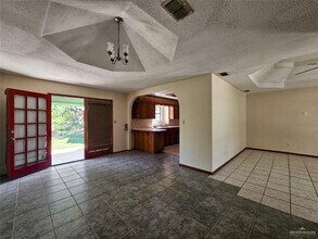 15 Jasman Rd in Edinburg, TX - Building Photo - Building Photo