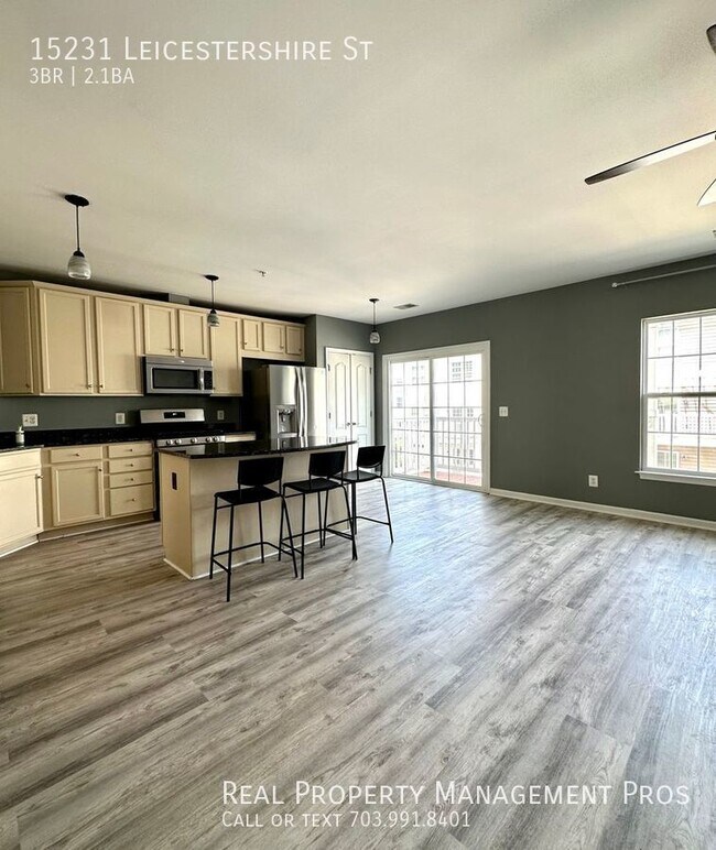 15231 Leicestershire St in Woodbridge, VA - Building Photo - Building Photo