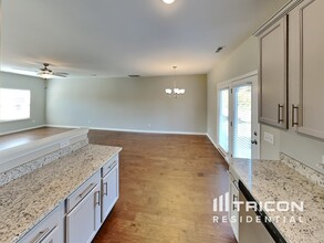 316 Wyburn Pl in Burns, TN - Building Photo - Building Photo