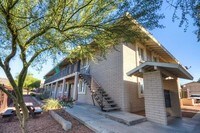 Building Photo - Foothill Acres Apartments in Phoenix, Arizona