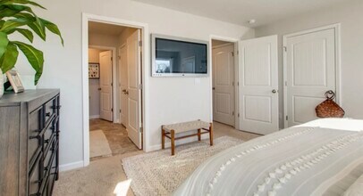 223 Catherine Ln in Lebanon, TN - Foto de edificio - Building Photo