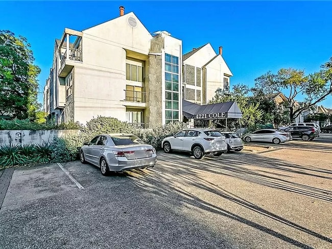 4221 Cole Ave