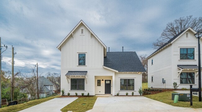 property at 1524 Cottage Grv