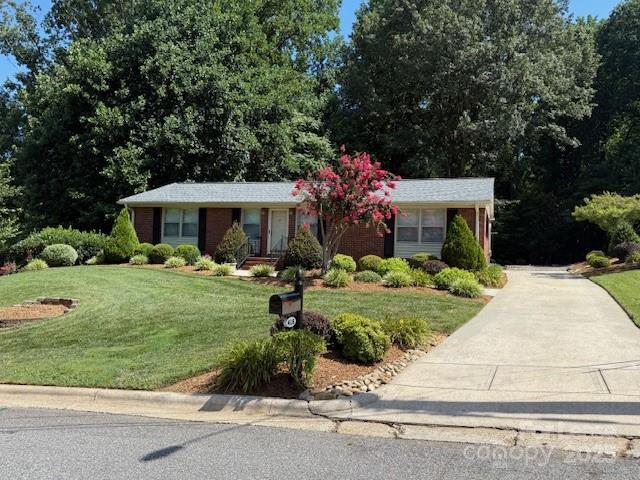 property at 418 Holland Cir
