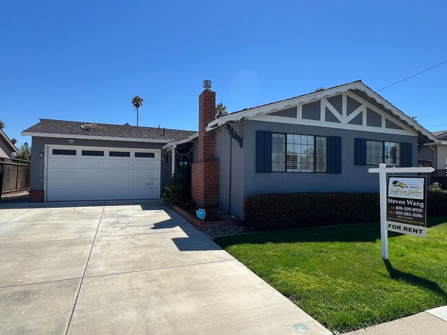 property at 5126 Coco Palm Dr