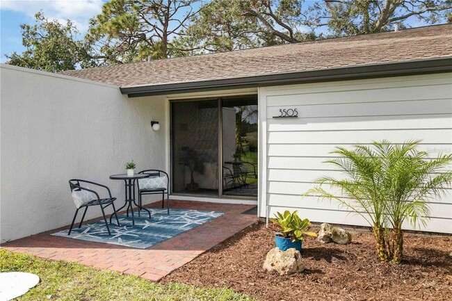 3505 Longmeadow, Unit 3 in Sarasota, FL - Building Photo - Building Photo